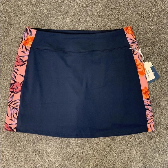Tommy Bahama Golf Women’s Skort Navy Tropical Quick Dry UPF 50 Size XL - NWT - Picture 2 of 11